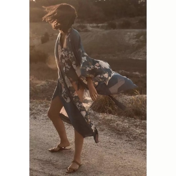SOLD OUT Blue Floral Bohemian Peacock Kimono Duster Robe - Picture 5 of 7